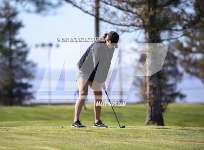 Thumbnail 3 in St. Stanislaus Girls Golf Meet photogallery.