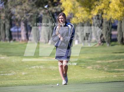 Thumbnail 2 in St. Stanislaus Girls Golf Meet photogallery.
