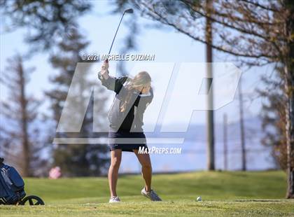 Thumbnail 2 in St. Stanislaus Girls Golf Meet photogallery.