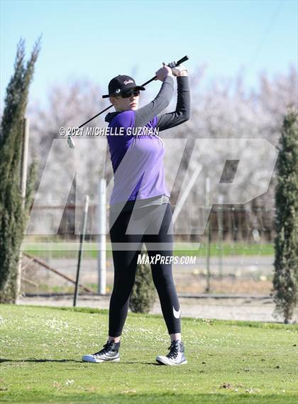 Thumbnail 1 in St. Stanislaus Girls Golf Meet photogallery.
