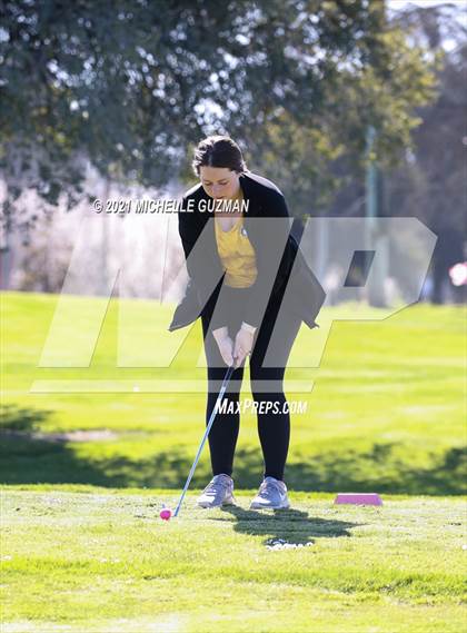 Thumbnail 1 in St. Stanislaus Girls Golf Meet photogallery.