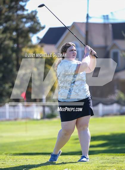Thumbnail 1 in St. Stanislaus Girls Golf Meet photogallery.