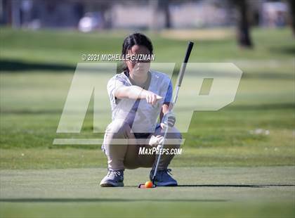 Thumbnail 1 in St. Stanislaus Girls Golf Meet photogallery.