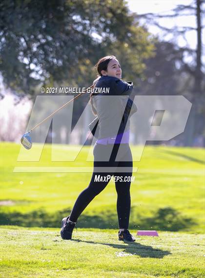 Thumbnail 1 in St. Stanislaus Girls Golf Meet photogallery.