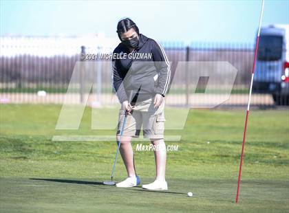 Thumbnail 3 in St. Stanislaus Girls Golf Meet photogallery.