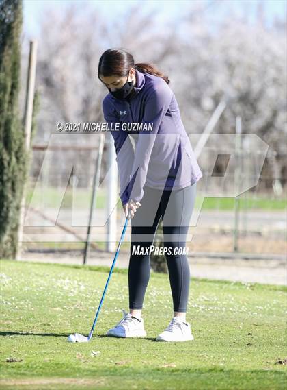 Thumbnail 1 in St. Stanislaus Girls Golf Meet photogallery.