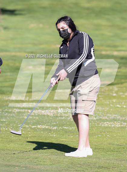 Thumbnail 1 in St. Stanislaus Girls Golf Meet photogallery.