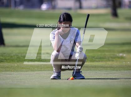 Thumbnail 3 in St. Stanislaus Girls Golf Meet photogallery.