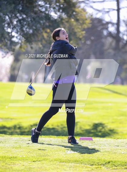 Thumbnail 2 in St. Stanislaus Girls Golf Meet photogallery.