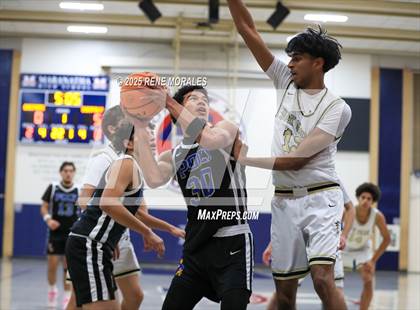 Thumbnail 2 in Poly vs Oak Park (Crown City Round Ball Classic) photogallery.