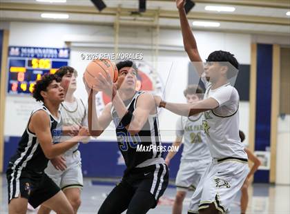 Thumbnail 3 in Poly vs Oak Park (Crown City Round Ball Classic) photogallery.