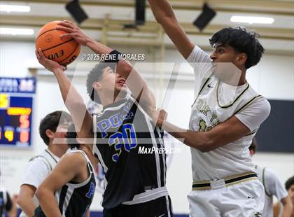 Thumbnail 3 in Poly vs Oak Park (Crown City Round Ball Classic) photogallery.