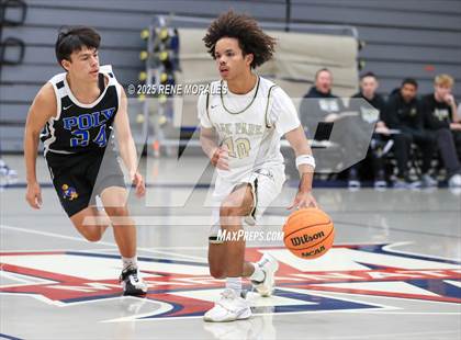 Thumbnail 2 in Poly vs Oak Park (Crown City Round Ball Classic) photogallery.
