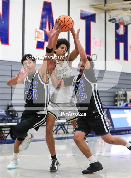 Thumbnail 1 in Poly vs Oak Park (Crown City Round Ball Classic) photogallery.