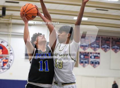 Thumbnail 2 in Poly vs Oak Park (Crown City Round Ball Classic) photogallery.