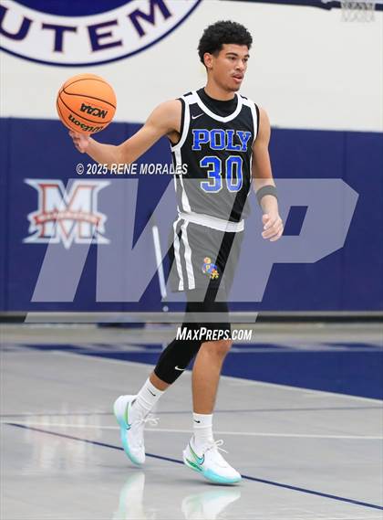 Thumbnail 2 in Poly vs Oak Park (Crown City Round Ball Classic) photogallery.