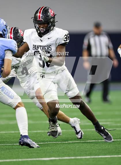 Thumbnail 2 in Emerson vs. Colleyville Heritage (UIL 5A Football Quarterfinals) photogallery.