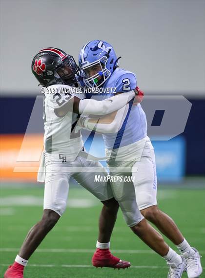 Thumbnail 3 in Emerson vs. Colleyville Heritage (UIL 5A Football Quarterfinals) photogallery.