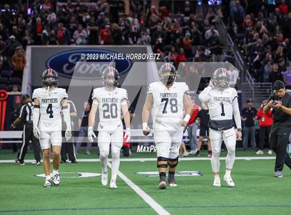 Thumbnail 3 in Emerson vs. Colleyville Heritage (UIL 5A Football Quarterfinals) photogallery.