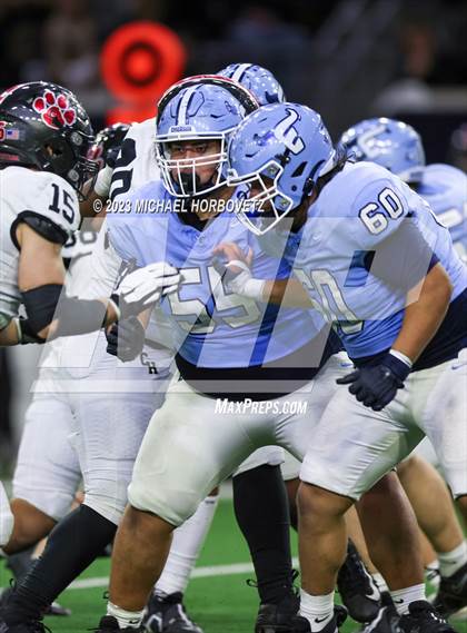Thumbnail 1 in Emerson vs. Colleyville Heritage (UIL 5A Football Quarterfinals) photogallery.