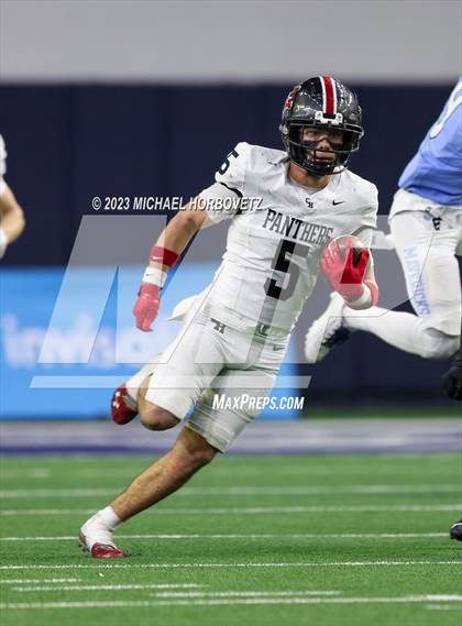 Thumbnail 2 in Emerson vs. Colleyville Heritage (UIL 5A Football Quarterfinals) photogallery.