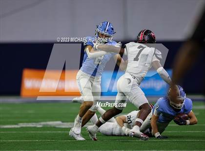Thumbnail 3 in Emerson vs. Colleyville Heritage (UIL 5A Football Quarterfinals) photogallery.