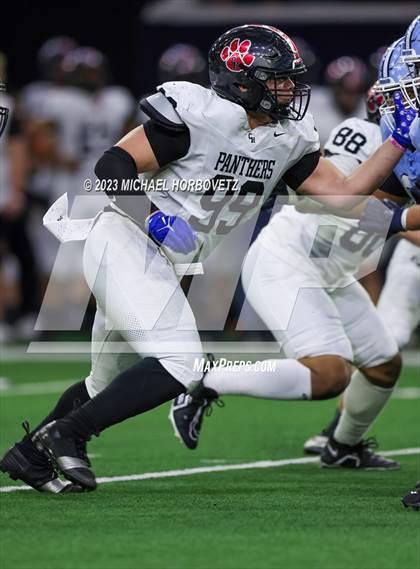 Thumbnail 3 in Emerson vs. Colleyville Heritage (UIL 5A Football Quarterfinals) photogallery.