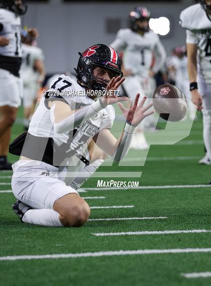 Thumbnail 3 in Emerson vs. Colleyville Heritage (UIL 5A Football Quarterfinals) photogallery.