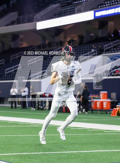 Thumbnail 2 in Emerson vs. Colleyville Heritage (UIL 5A Football Quarterfinals) photogallery.