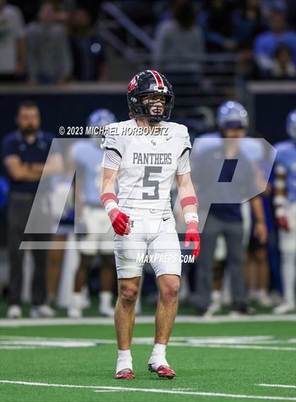 Thumbnail 2 in Emerson vs. Colleyville Heritage (UIL 5A Football Quarterfinals) photogallery.