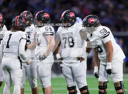 Thumbnail 3 in Emerson vs. Colleyville Heritage (UIL 5A Football Quarterfinals) photogallery.