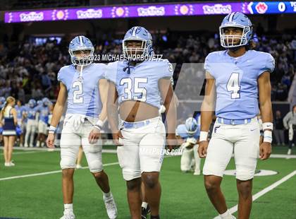 Thumbnail 1 in Emerson vs. Colleyville Heritage (UIL 5A Football Quarterfinals) photogallery.