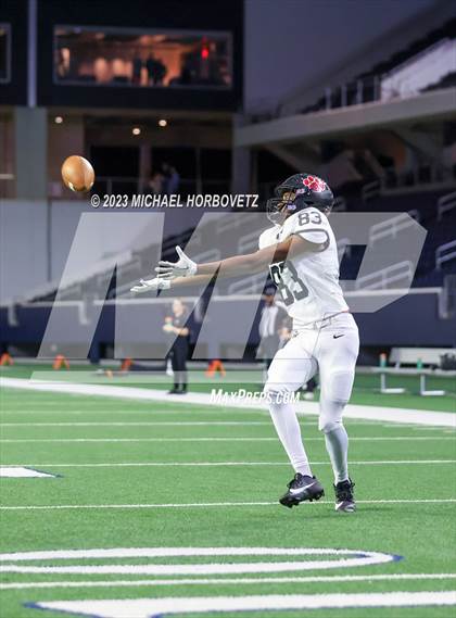 Thumbnail 2 in Emerson vs. Colleyville Heritage (UIL 5A Football Quarterfinals) photogallery.