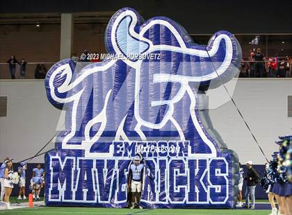 Thumbnail 1 in Emerson vs. Colleyville Heritage (UIL 5A Football Quarterfinals) photogallery.