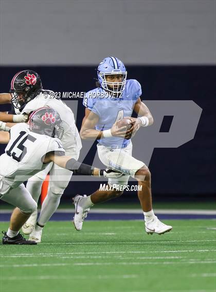 Thumbnail 1 in Emerson vs. Colleyville Heritage (UIL 5A Football Quarterfinals) photogallery.