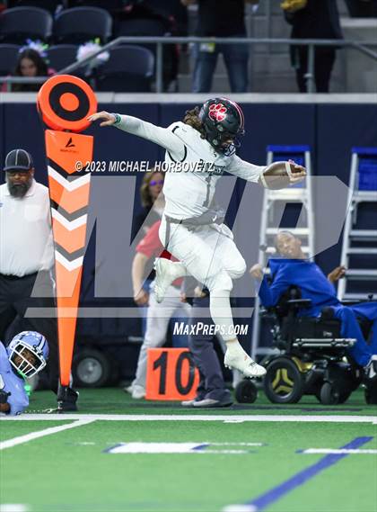 Thumbnail 2 in Emerson vs. Colleyville Heritage (UIL 5A Football Quarterfinals) photogallery.