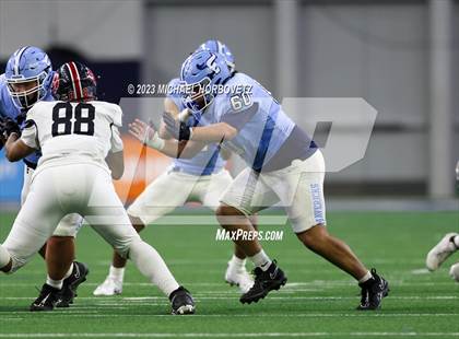 Thumbnail 2 in Emerson vs. Colleyville Heritage (UIL 5A Football Quarterfinals) photogallery.