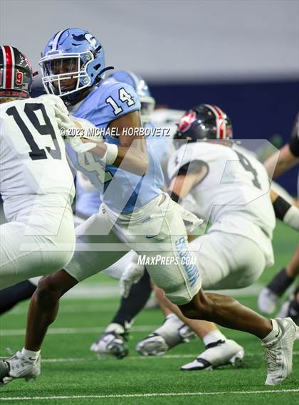 Thumbnail 1 in Emerson vs. Colleyville Heritage (UIL 5A Football Quarterfinals) photogallery.