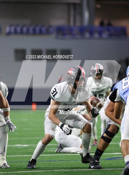 Thumbnail 2 in Emerson vs. Colleyville Heritage (UIL 5A Football Quarterfinals) photogallery.