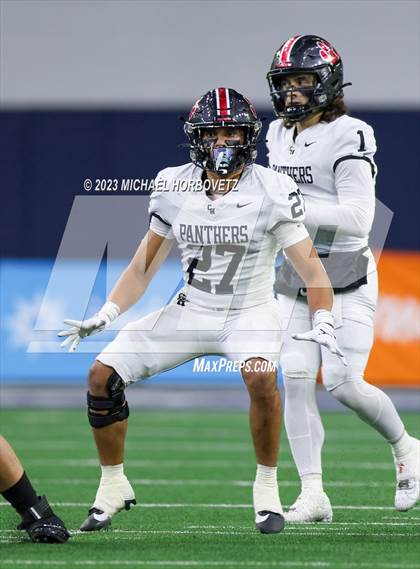 Thumbnail 3 in Emerson vs. Colleyville Heritage (UIL 5A Football Quarterfinals) photogallery.