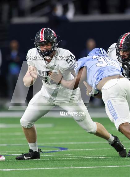 Thumbnail 3 in Emerson vs. Colleyville Heritage (UIL 5A Football Quarterfinals) photogallery.