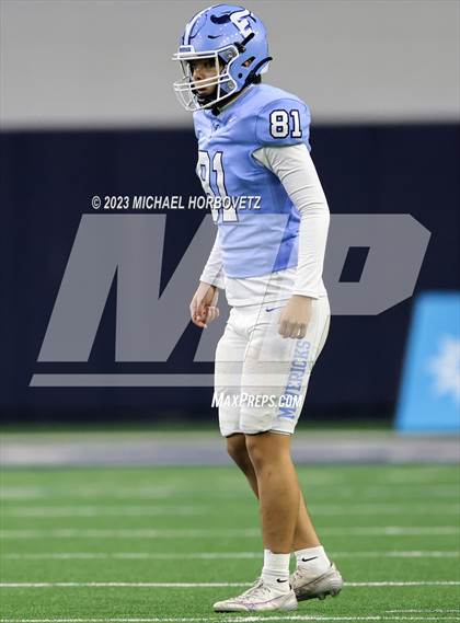 Thumbnail 2 in Emerson vs. Colleyville Heritage (UIL 5A Football Quarterfinals) photogallery.