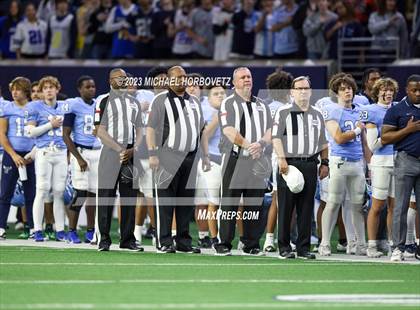 Thumbnail 1 in Emerson vs. Colleyville Heritage (UIL 5A Football Quarterfinals) photogallery.