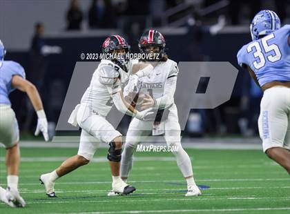 Thumbnail 2 in Emerson vs. Colleyville Heritage (UIL 5A Football Quarterfinals) photogallery.