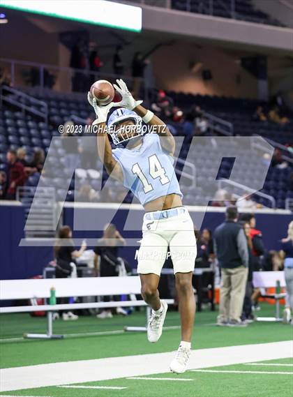 Thumbnail 3 in Emerson vs. Colleyville Heritage (UIL 5A Football Quarterfinals) photogallery.