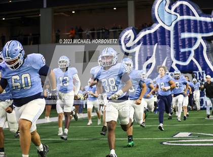 Thumbnail 2 in Emerson vs. Colleyville Heritage (UIL 5A Football Quarterfinals) photogallery.