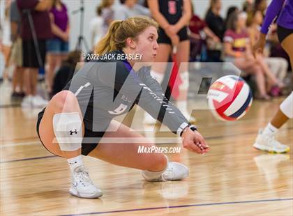 Thumbnail 3 in Hamilton vs Notre Dame Prep (Nike TOC Southwest) photogallery.