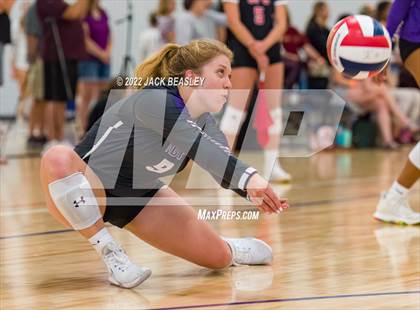Thumbnail 1 in Hamilton vs Notre Dame Prep (Nike TOC Southwest) photogallery.