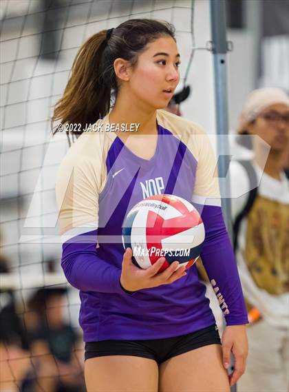 Thumbnail 3 in Hamilton vs Notre Dame Prep (Nike TOC Southwest) photogallery.