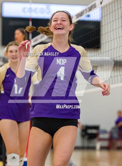 Thumbnail 1 in Hamilton vs Notre Dame Prep (Nike TOC Southwest) photogallery.